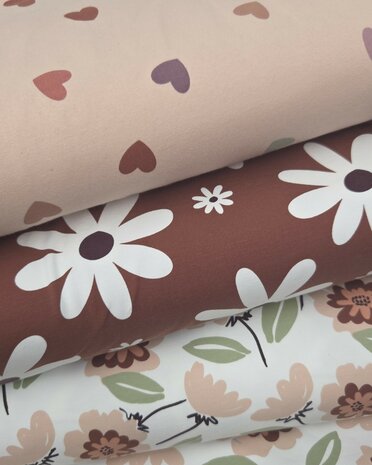 french terry hartjes en bloemen