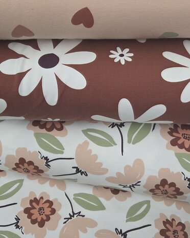 french terry hartjes en bloemen
