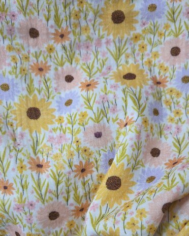 Digitale hydrofiel zonnebloemen en veldbloemen pastel kickenstoffen