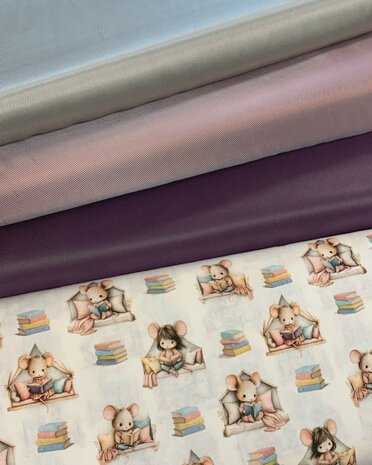 voeringstof rhadame beige - roze - violet met muizen katoen - kickenstoffen