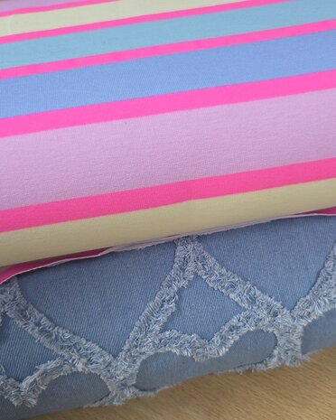 frenchterry neon en harten denim