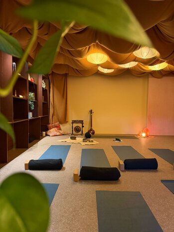 linnenlook hydrofiel aankleding yoga studio way of yoga