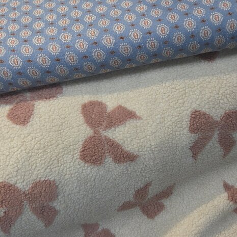 Jacquard teddy strikken en blousjes stof met lurex - qjutie and the qjutest 4 - kickenstoffen