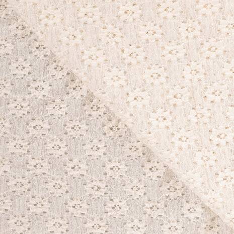 voor en achterkant Qjutie Flower Lace broderie tricot off-white