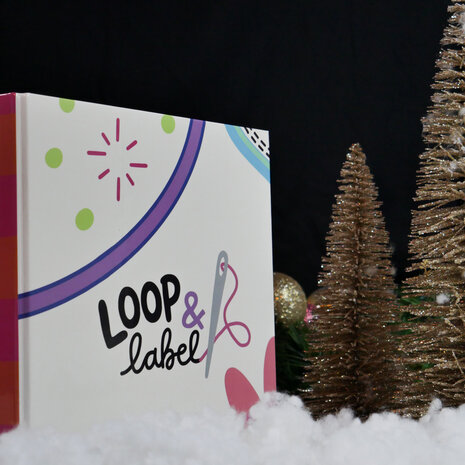 zo ziet de map er uit dus geen box of  girls afgebeeld loop en label adventkalender