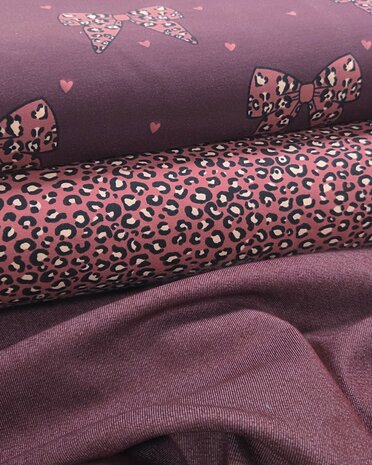 burgundy denim met stretch en french terry kickenstoffen
