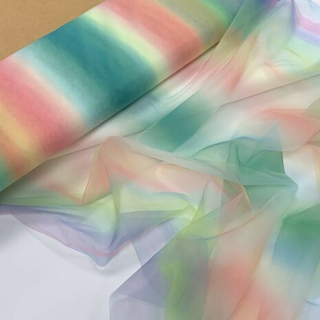 Regenboog Bruidstule Pastel  Fijne Tule Stof