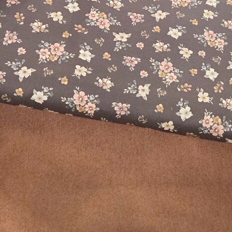 Poplin katoen bloemen digitaal  bruin small &ndash; Poppy  met stretch denim