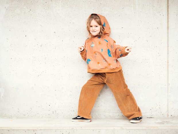 Norino-sweater-korte-mouw-langemoud-toevoeging