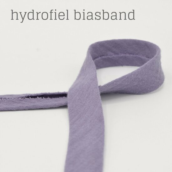 lila pastel biasband gemaakt van hydrofiel Qjutie kids @kickenstoffen