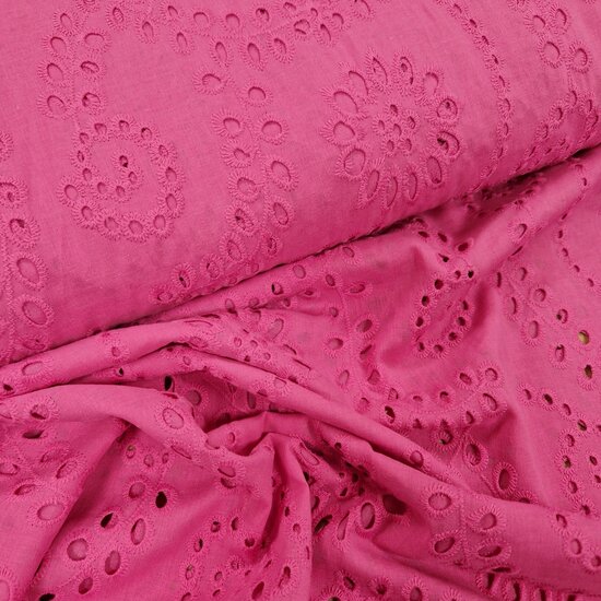 Broderie katoen paisleyfuchsia KicKenStoffen