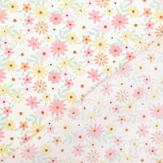 witte coated bloemen meadow van Poppy verkrijgbaar bij KicKenStoffen