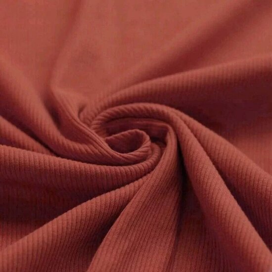 roestkleur babyrib tricot soft  BEEBSstofjes van KicKenStoffen