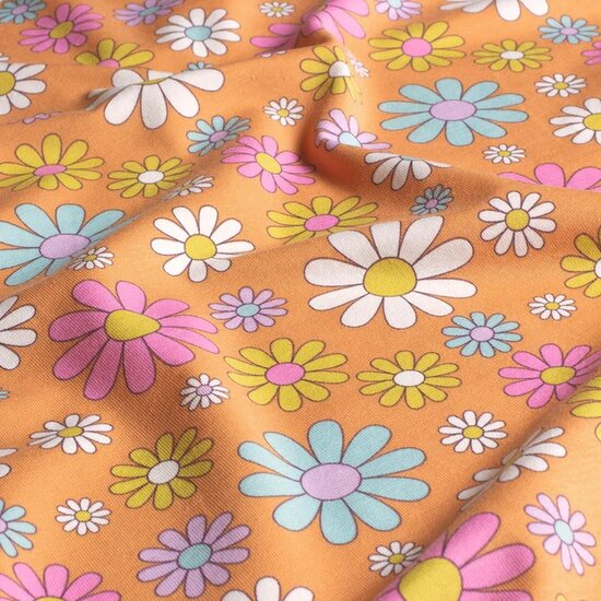 oranje daisy flower power tricot Jursie van KicKenStoffen