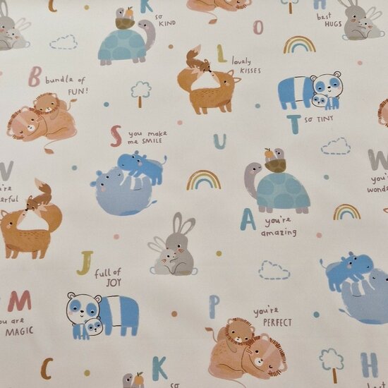 dieren en letters print aqua protect stof - regenjassen stof KicKenStoffen Swessie design