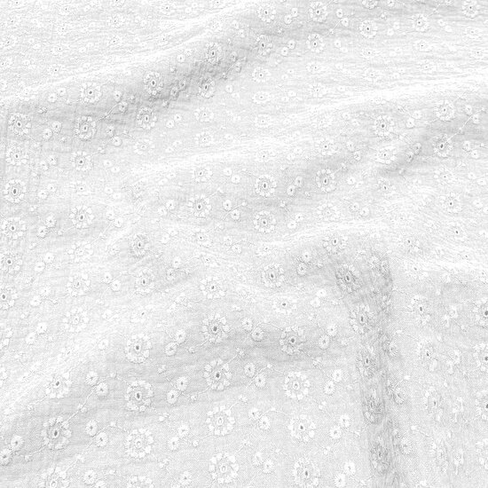BEEBS wit broderie met bloemen en gaatjes hydrofiel Suzy kickenstoffen