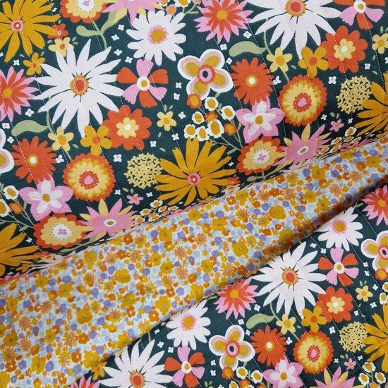 dubbelzijdige retrobloemen gevoerde katoen Swessie - KicKenStoffen