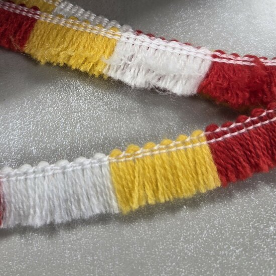 oeteldonk franjes band wit rood geel KicKenStoffen