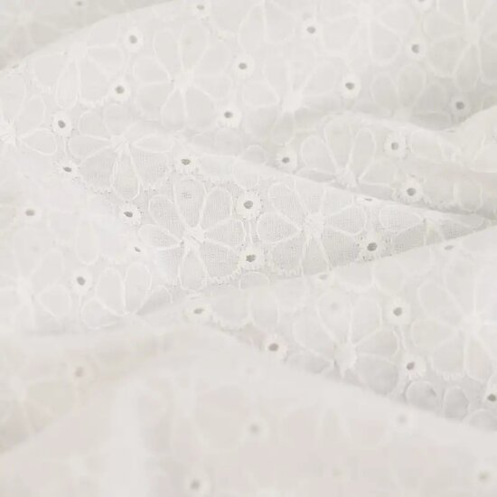 k48023-510_schulprand broderie katoen wit