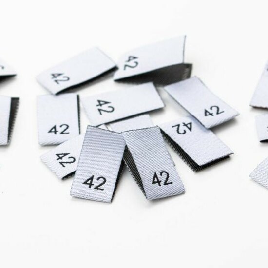 witte maat labels 34 tot 46