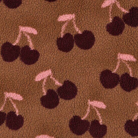 teddy met grote kersen op ecru ondergrond - poppy fabrics 01953 - kickenstoffen