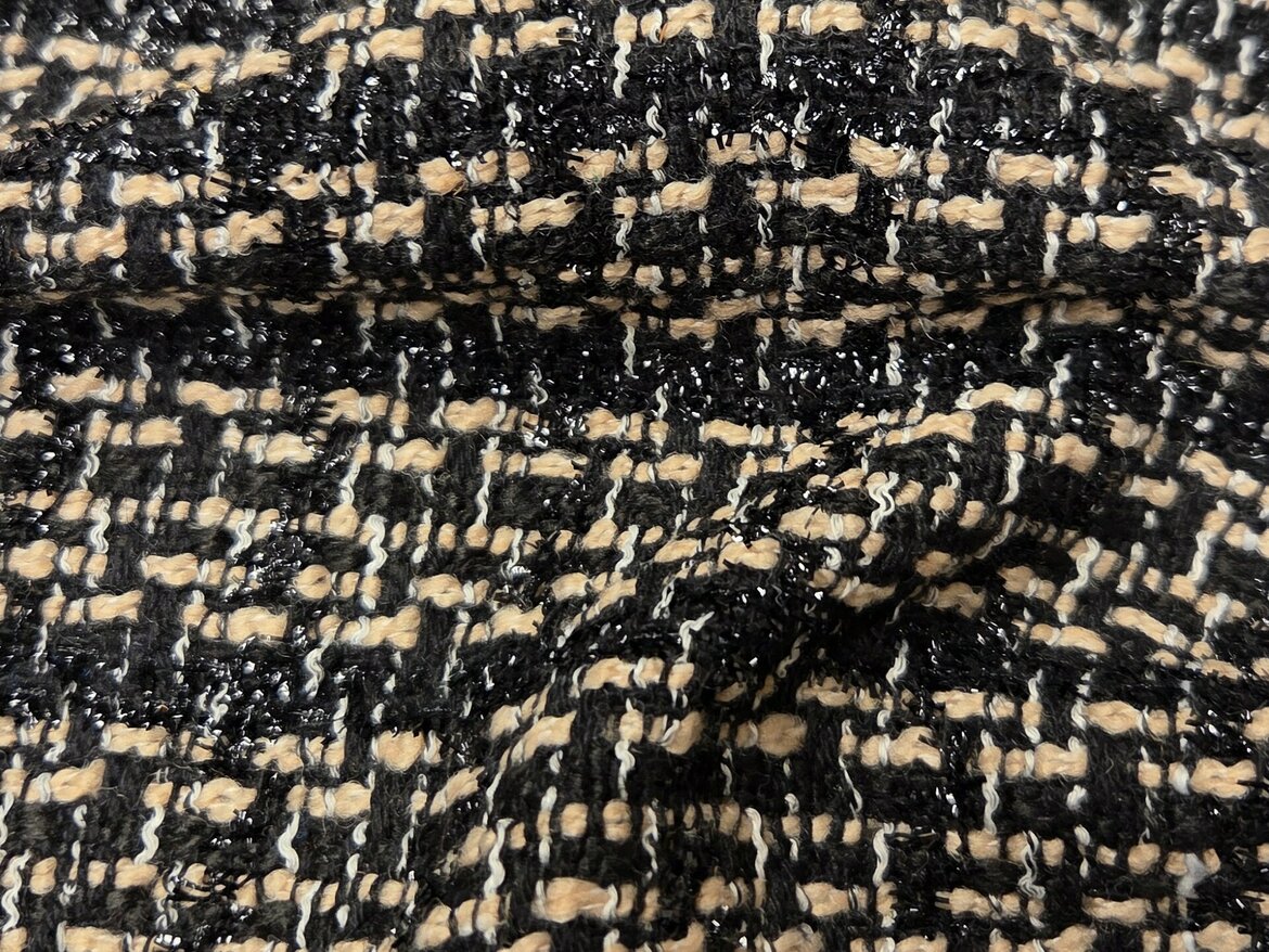Bouclé-&-fancy-tweed-stoffen