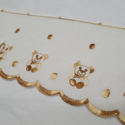 wit (ecru) bruin beer beren met schulprand - kant broderie katoen (op=op) V