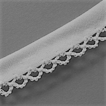 wit band met schulp randje - poppenband