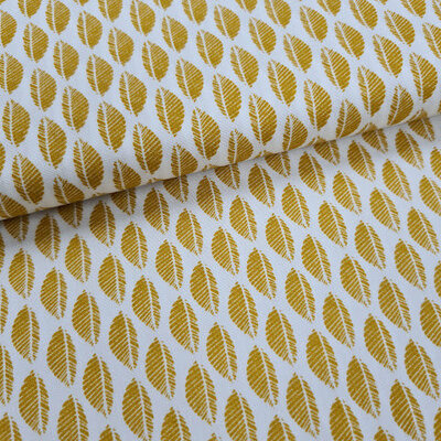 wit geel (oker) blaadjes / veertjes poplin katoen