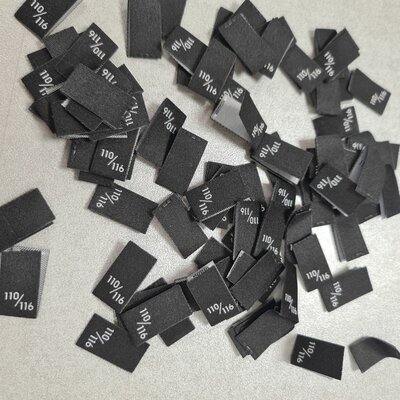 black white sewinglabels size 110-116 10pcs