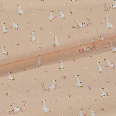 perzik (zalm) wit oker gansjes ganzen en plantjes poplin katoen (op=op)