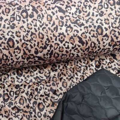 wit (creme) beige zwart Luipaard digitale Velvet gewatteerde jassenstof (op=op)